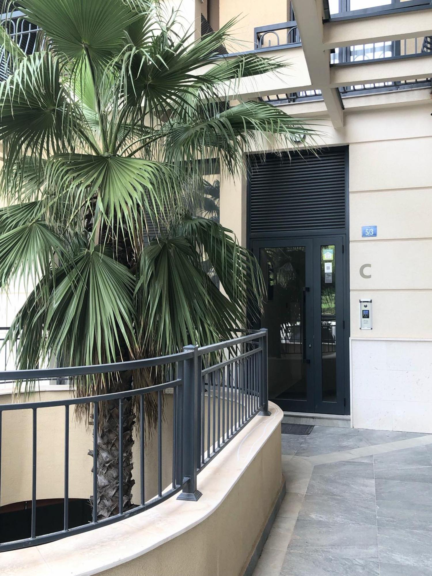 Hill Homes Mal Apartman